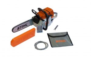 saw-toy-battery-powered-stihl3